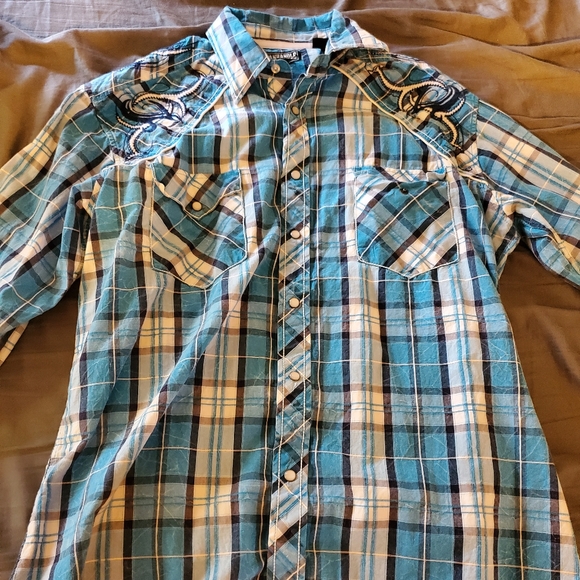 Panhandle detailed button up - Picture 3 of 4